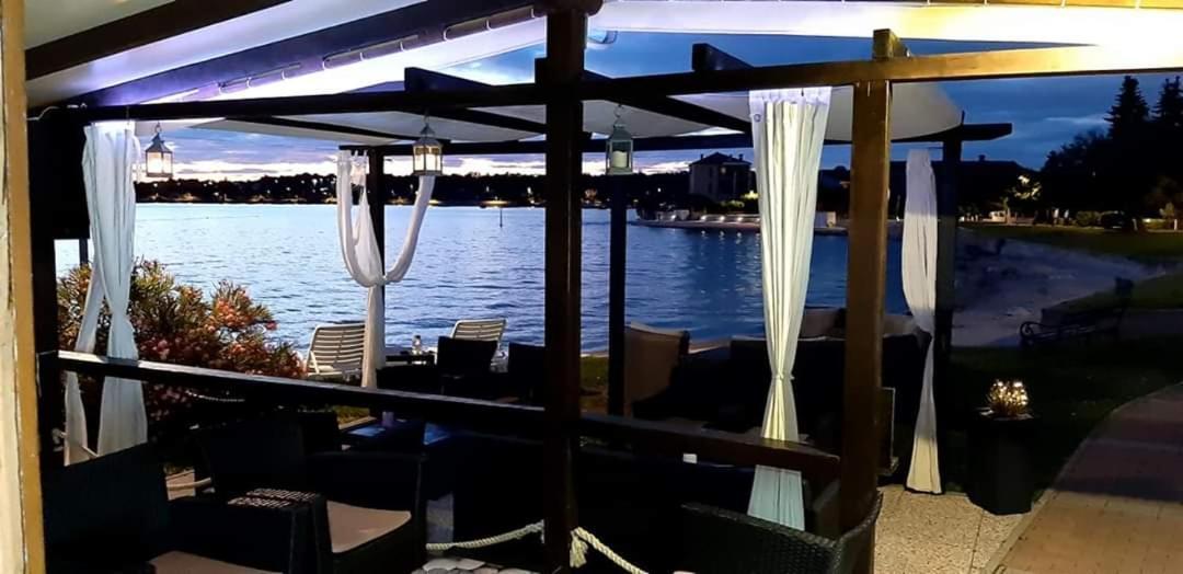 App Palcic K Apartment Novigrad  Ngoại thất bức ảnh